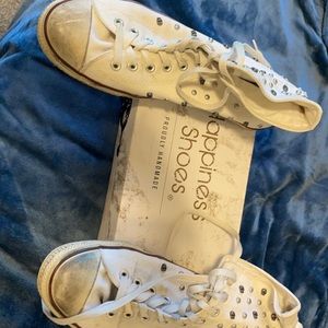 happiness shoes brand